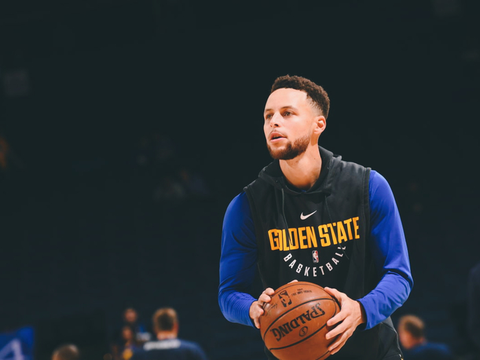 相比之下 相比之下