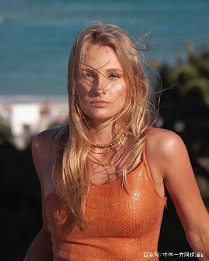 俱乐部的一 俱乐部的一